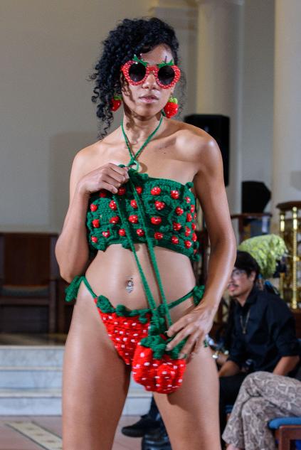 strawberry panties model