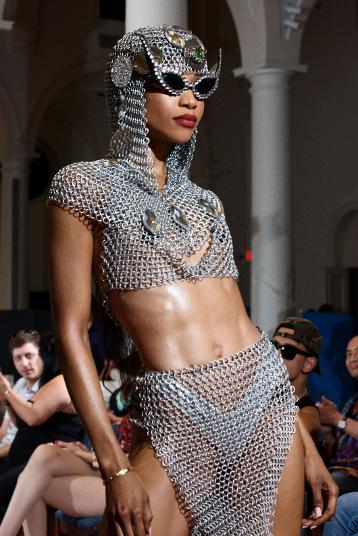 Sexy Chainmail Fashion